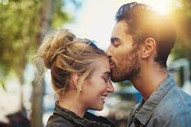 AmourMeet Review AmourMeet Review